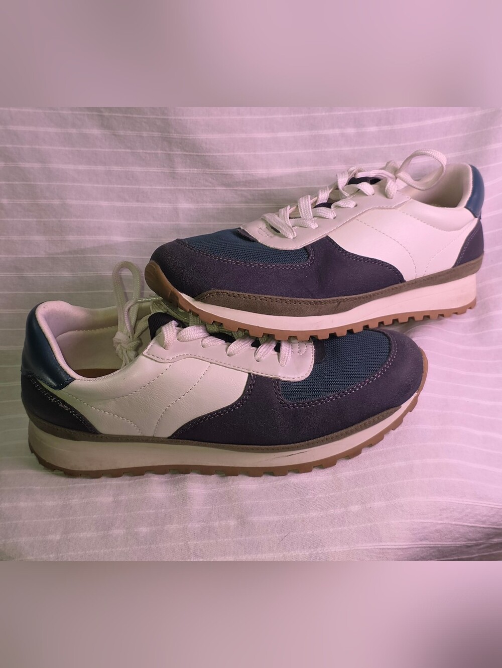 Universal Thread White and Navy Athletic Sneakers